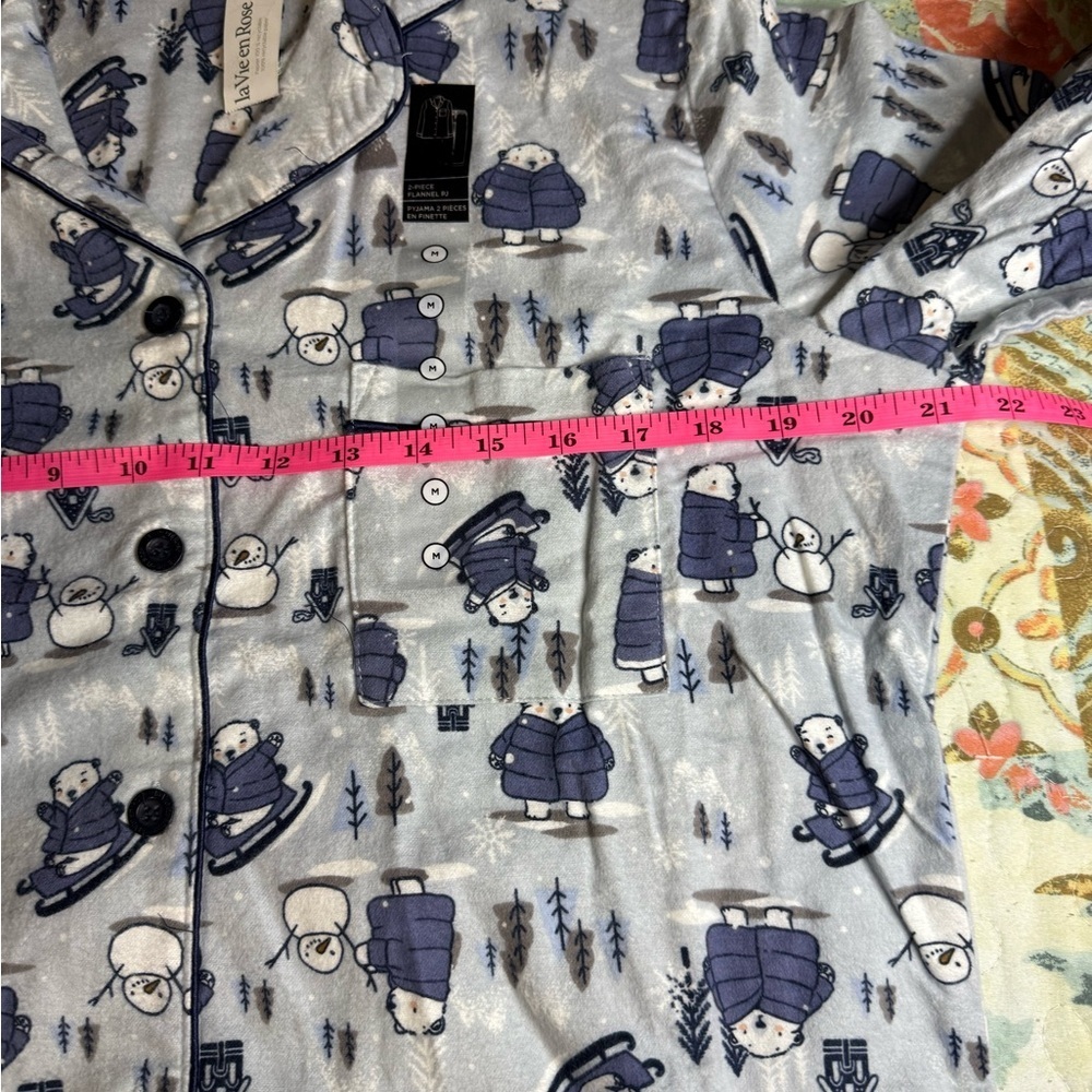 NWT La Vie en Rose Women's Pajama Set in Light Blue Animal Flannel size M - Picture 7 of 16